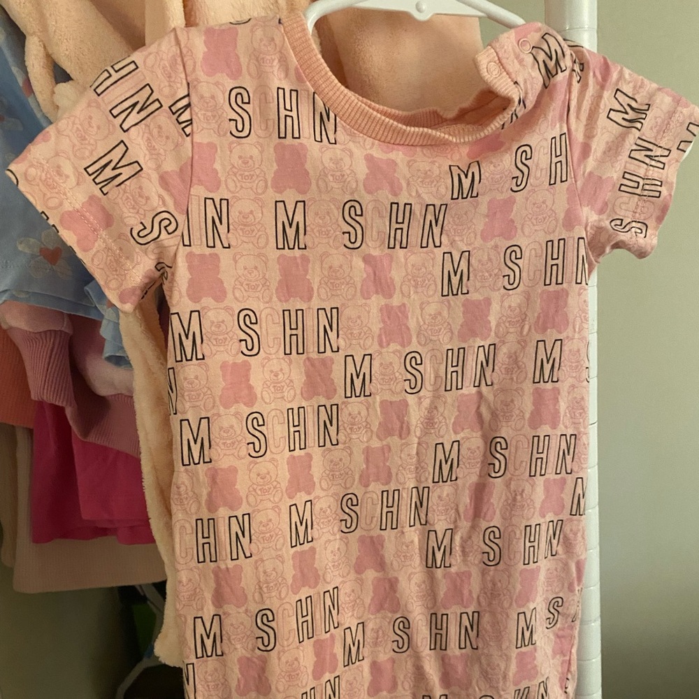 Moschino 9-12M romper